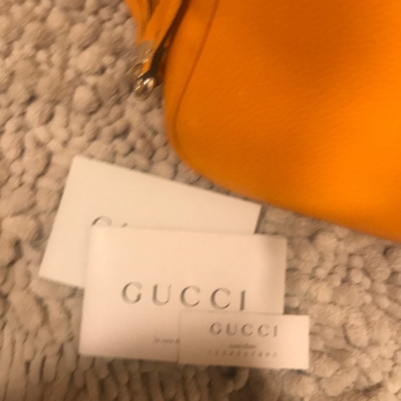 Gucci purse 👜 - Picture 2 of 5